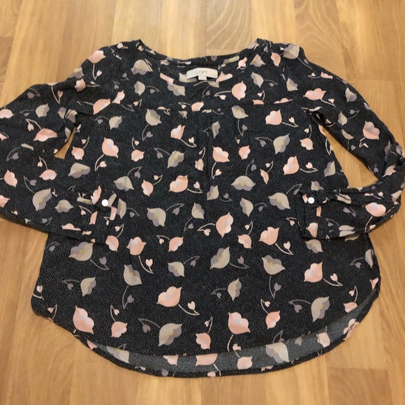 LOFT Tops - 💌4/$20 Loft Floral Blouse